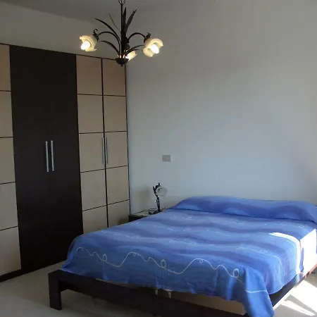 Holiday home Blu Mariner
